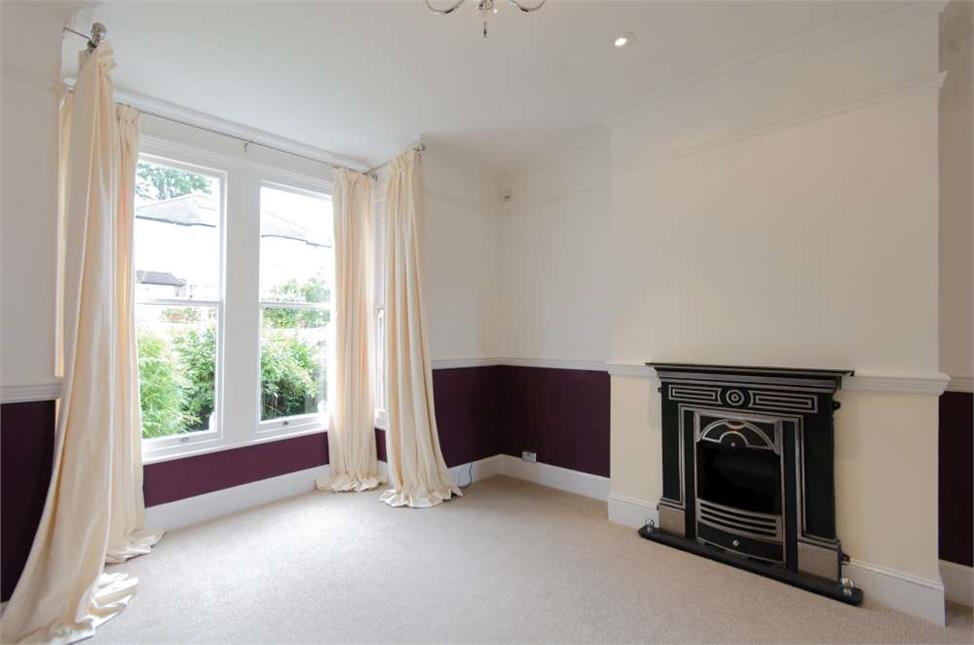 3 Bedroom House SE23 1LR Codrington Hill Pickwick Estates