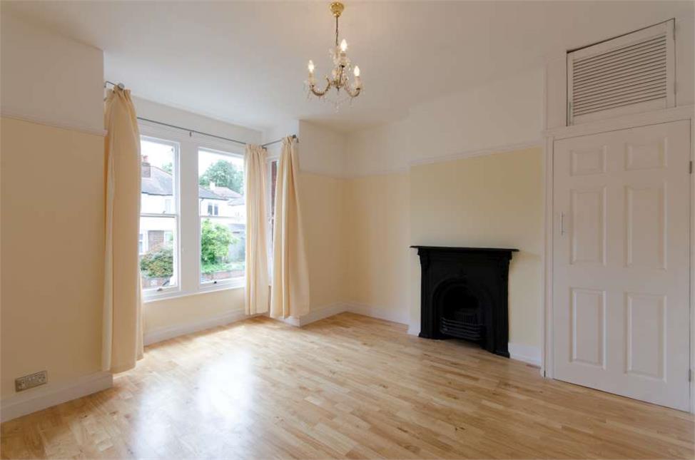 3 Bedroom House SE23 1LR Codrington Hill Pickwick Estates