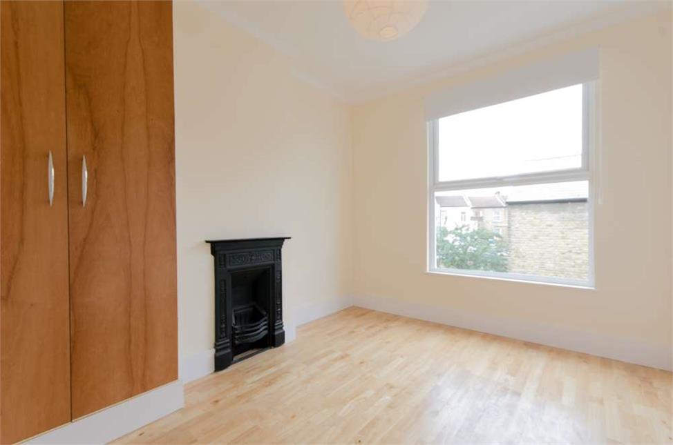 3 Bedroom House SE23 1LR Codrington Hill Pickwick Estates