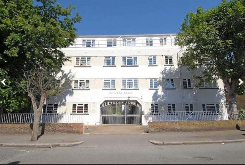 2 Bedroom Flat SE21 8BT Clevedon Court Pickwick Estates