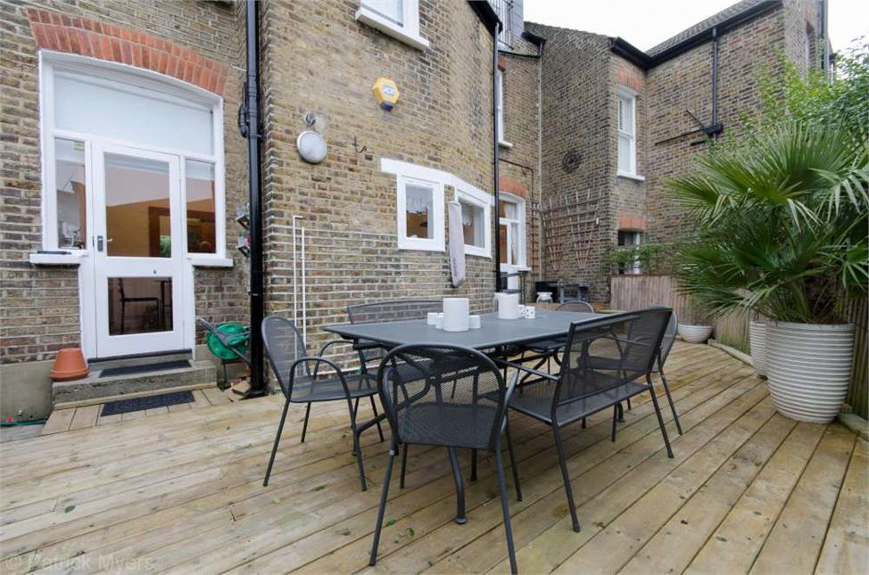 5 Bedroom House SE23 3RL Benson Road Pickwick Estates