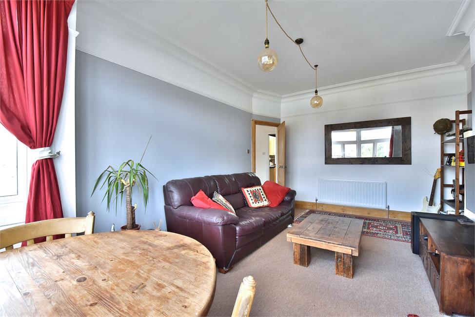 1 Bedroom Flat SE23 2HB Cranston Road Pickwick Estates
