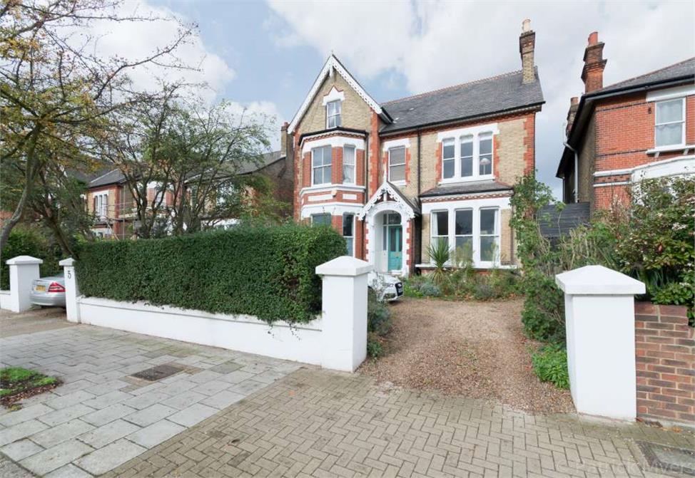 6 Bedroom House SE27 9EL Lancaster Avenue Pickwick Estates
