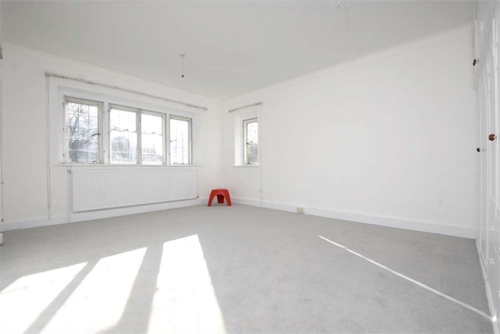 4 Bedroom House SE26 6TQ Sydenham Hill Pickwick Estates