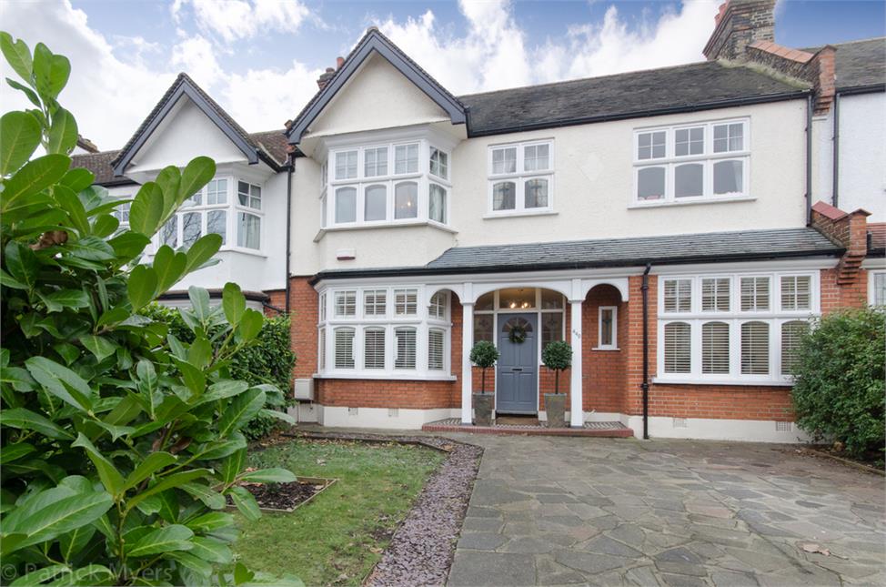 4 Bedroom House SE22 8NE Lordship Lane Pickwick Estates