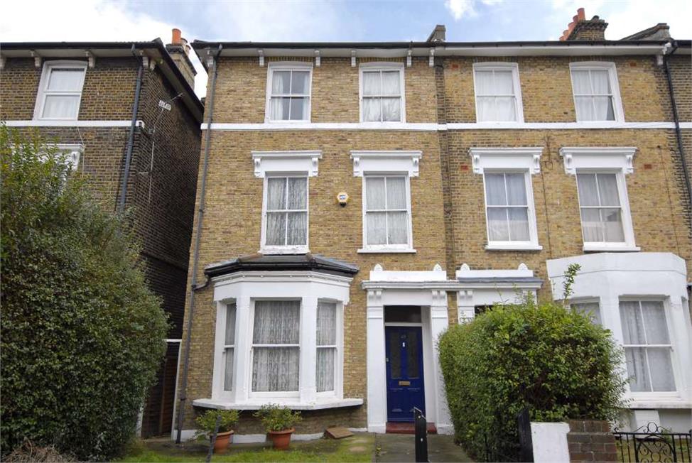 5 Bedroom House SE4 2NE Endwell Road Pickwick Estates