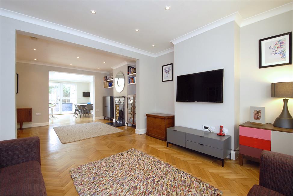 5-bedroom-house-se22-0jt-barry-road-pickwick-estates
