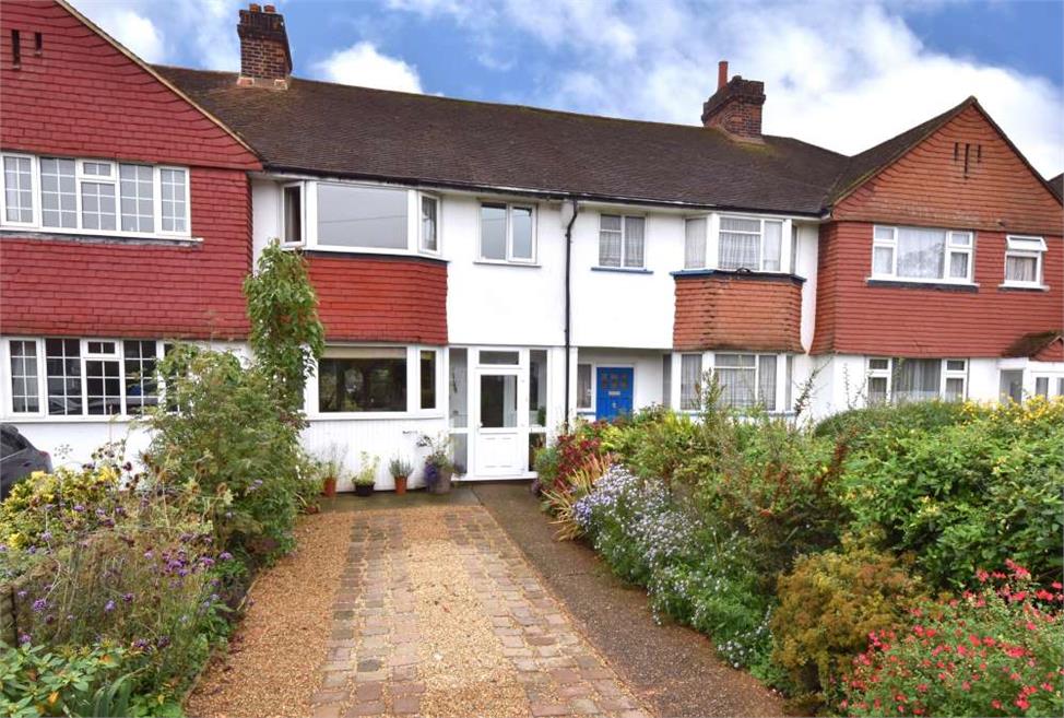 3 Bedroom House SE4 1RB Sevenoaks Road Pickwick Estates