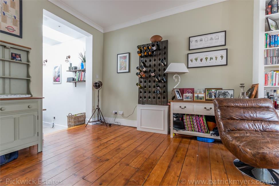 4 Bedroom House SE22 8SA Melbourne Grove Pickwick Estates