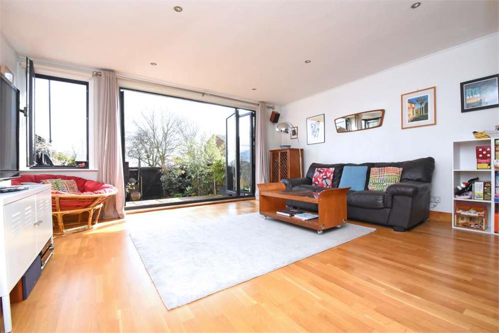 4 Bedroom House SE23 1SL Brockley View Pickwick Estates