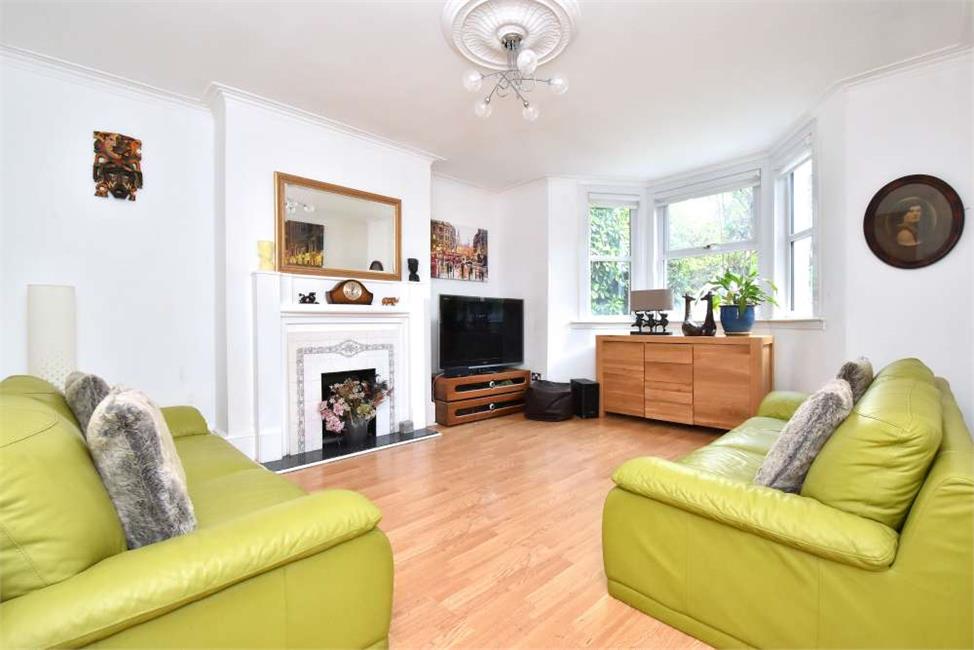 4 Bedroom House SE23 1JN Brockley Rise Pickwick Estates