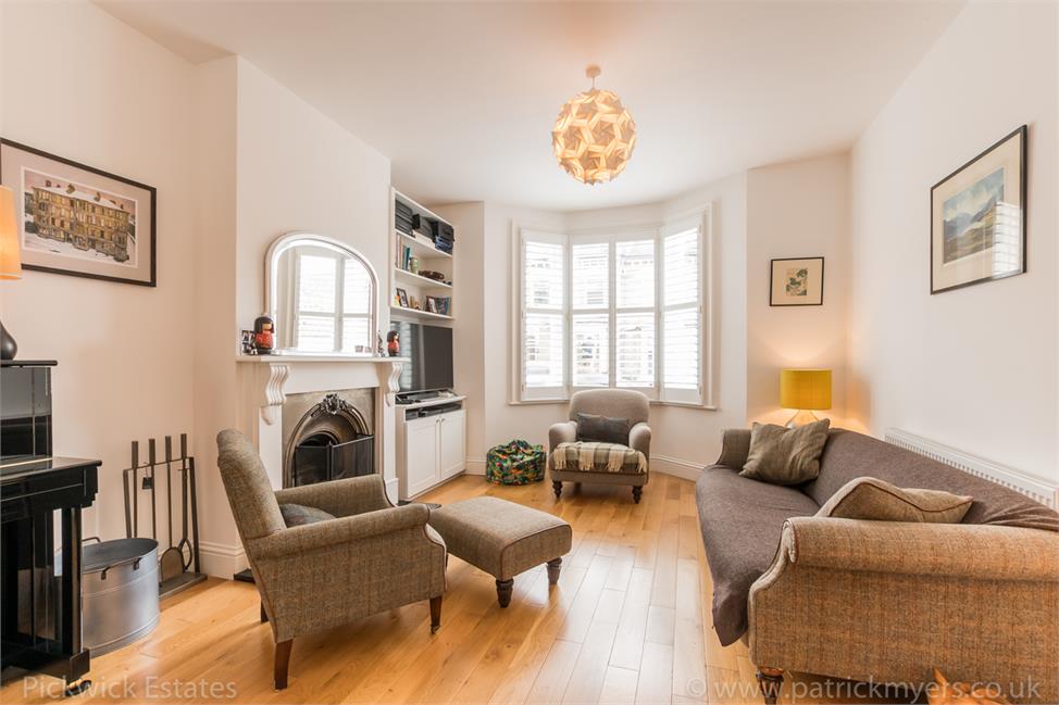 4 Bedroom House SE22 9HQ Fellbrigg Road Pickwick Estates