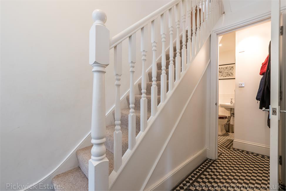 4 Bedroom House SE22 9HQ Fellbrigg Road Pickwick Estates