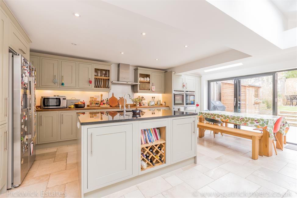 4 Bedroom House SE22 9HQ Fellbrigg Road Pickwick Estates