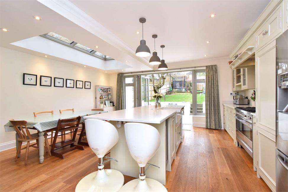 5 Bedroom House SE23 3TD Dunoon Road Pickwick Estates