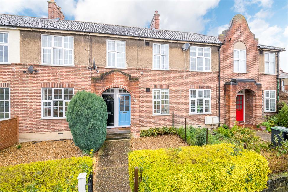 2 Bedroom House SE23 1NL Brockley Rise Pickwick Estates