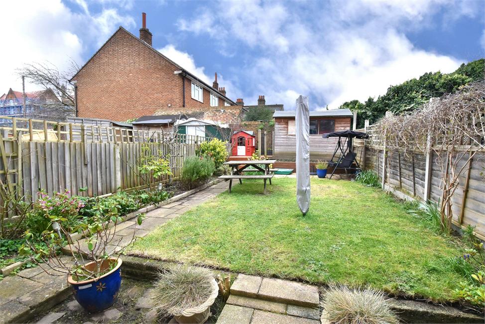 3 Bedroom House SE23 2AH Vancouver Road Pickwick Estates