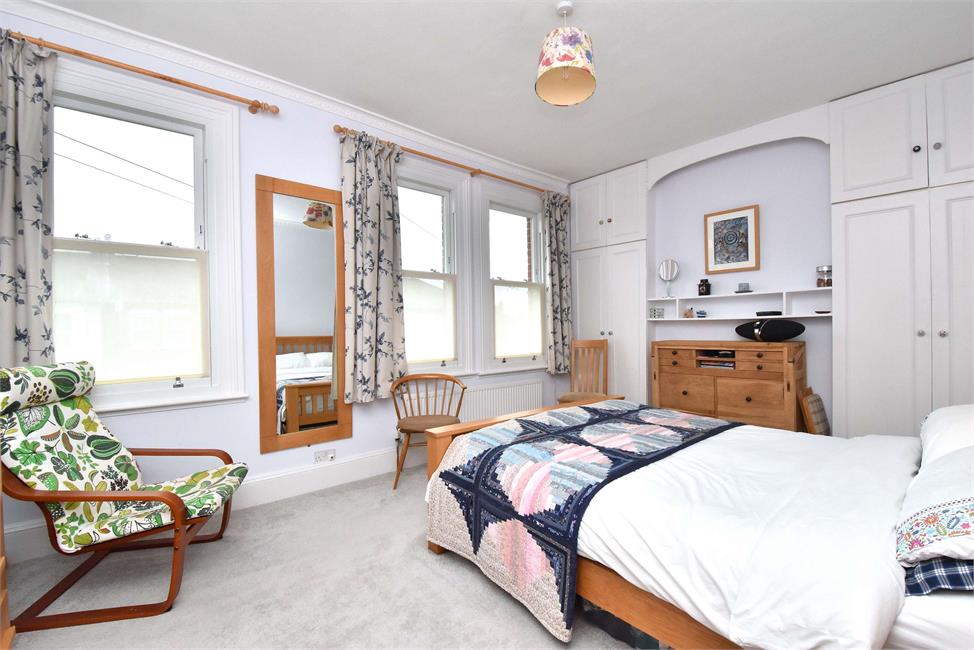 3 Bedroom House SE23 2AH Vancouver Road Pickwick Estates