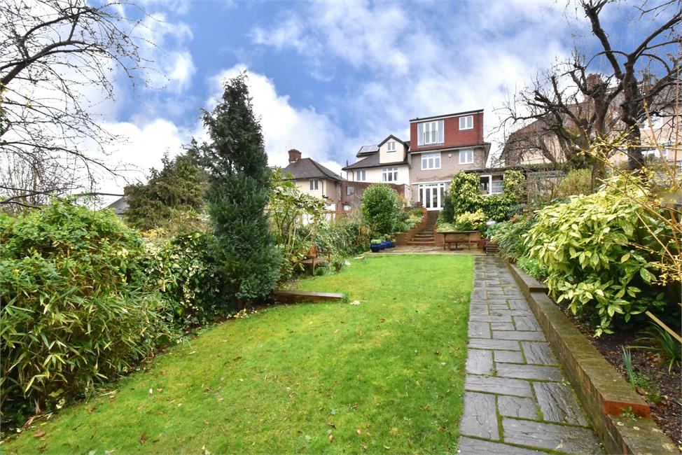 5 Bedroom House | SE23 3QF | Westwood Park | Pickwick Estates