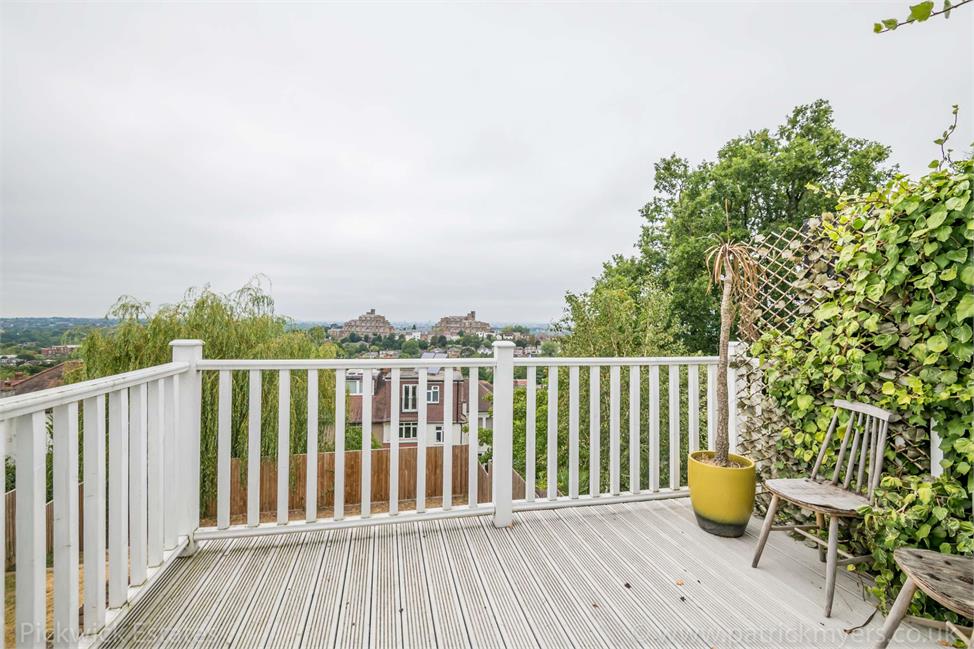 4 Bedroom House | SE23 3DE | Ringmore Rise | Pickwick Estates