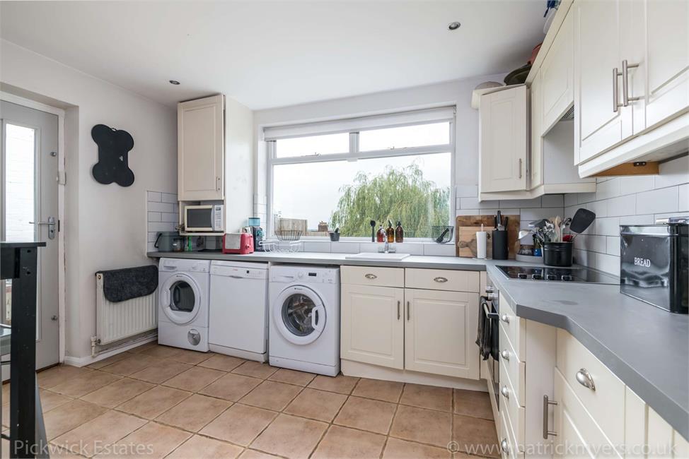4 Bedroom House | SE23 3DE | Ringmore Rise | Pickwick Estates