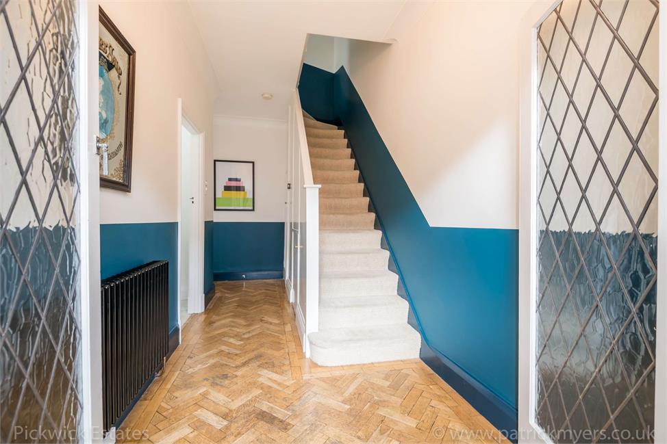 4 Bedroom House SE23 1PD Maclean Road Pickwick Estates