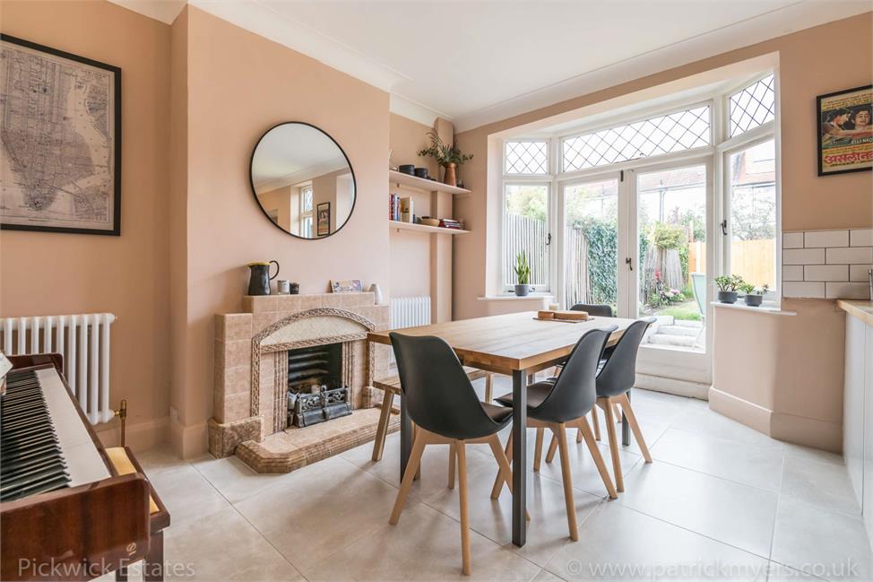 4 Bedroom House SE23 1PD Maclean Road Pickwick Estates