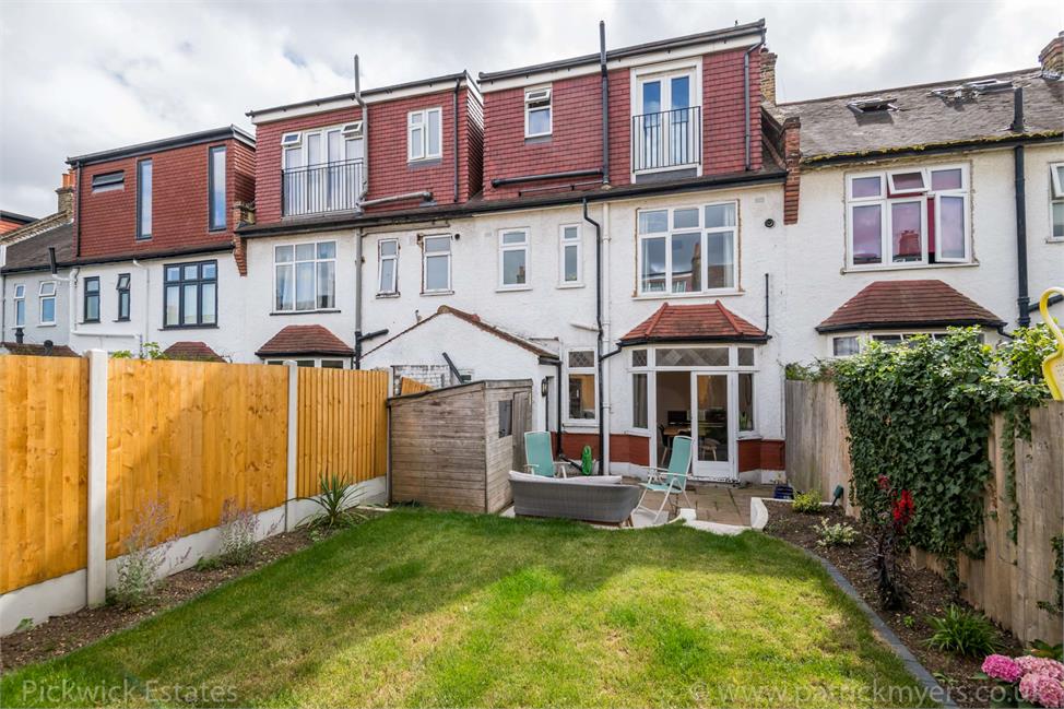 4 Bedroom House SE23 1PD Maclean Road Pickwick Estates