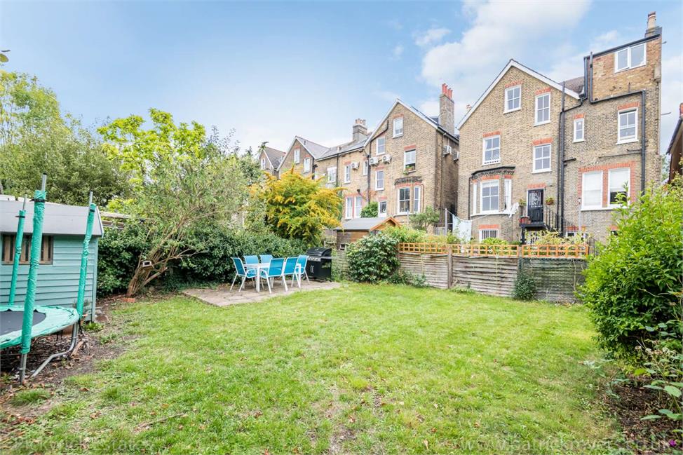 2 Bedroom Flat SE22 0RX Marmora Road Pickwick Estates