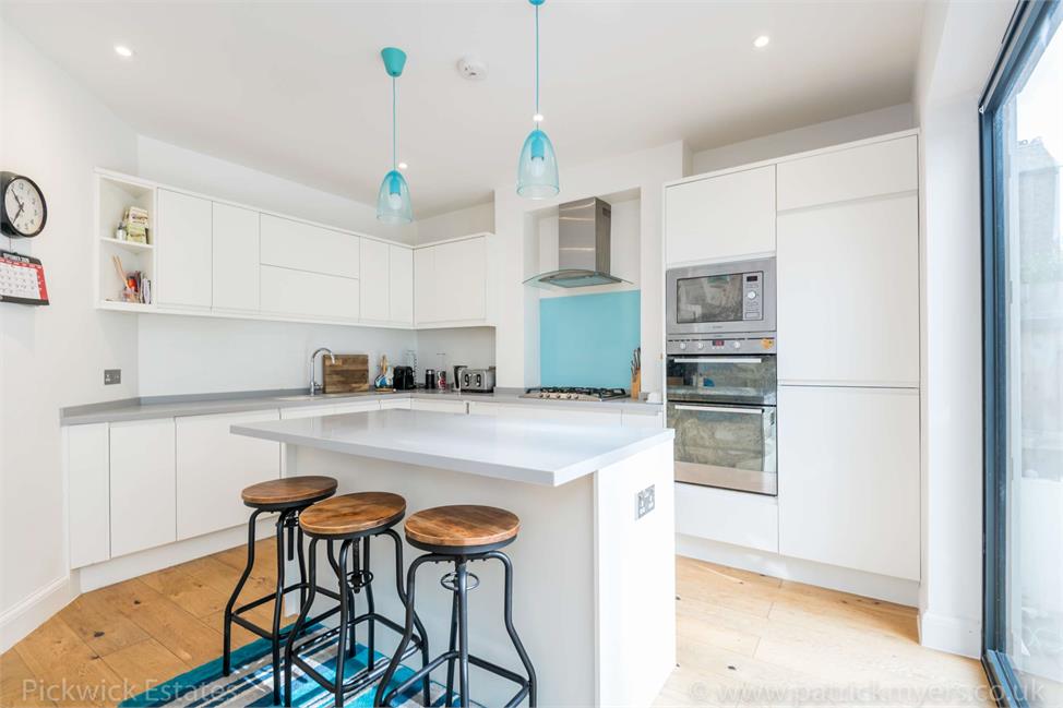 4 Bedroom House SE23 3AL Netherby Road Pickwick Estates