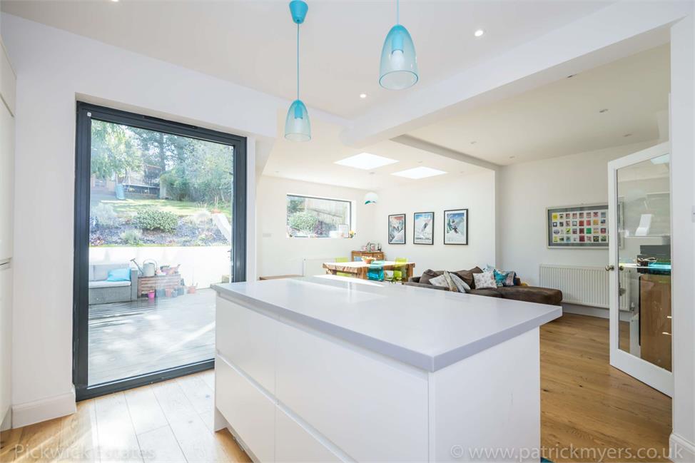 4 Bedroom House SE23 3AL Netherby Road Pickwick Estates