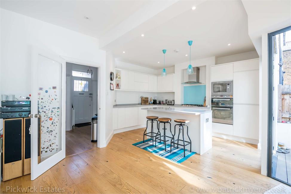 4 Bedroom House SE23 3AL Netherby Road Pickwick Estates