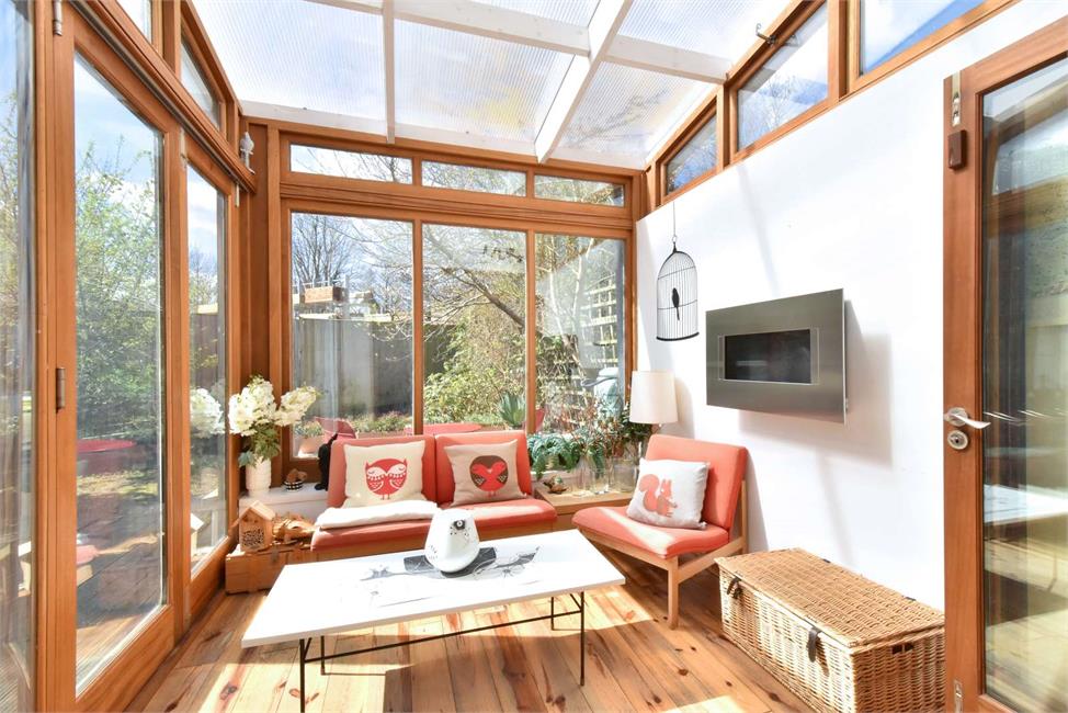 3 Bedroom House SE14 6RH Millmark Grove Pickwick Estates