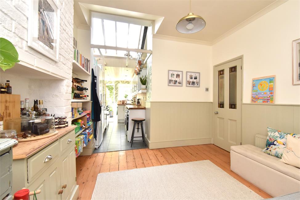 3 Bedroom House SE23 2SS Kilmorie Road Pickwick Estates