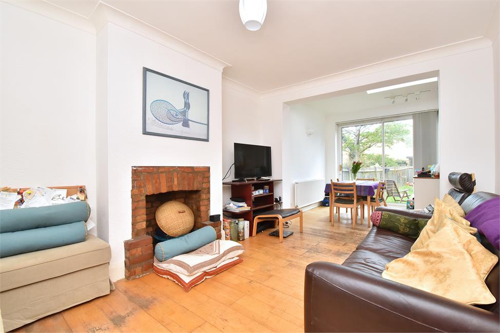 4 Bedroom House SE23 3TD Dunoon Road Pickwick Estates