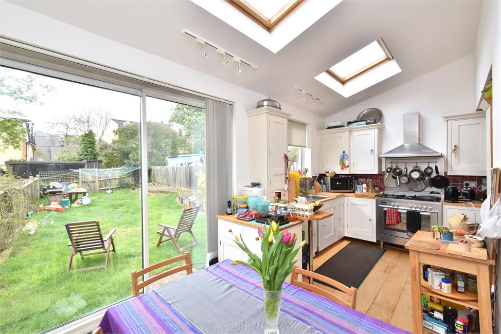 4 Bedroom House SE23 3TD Dunoon Road Pickwick Estates