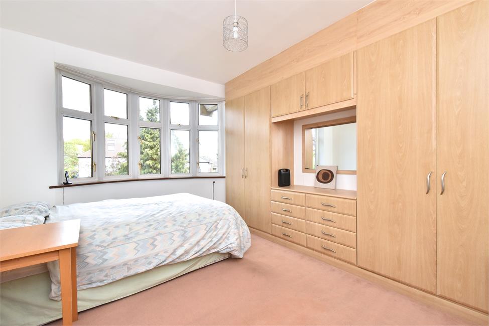 4 Bedroom House SE23 3TD Dunoon Road Pickwick Estates