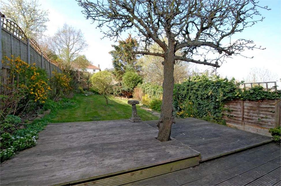 3 Bedroom House SE4 1SQ Brightling Road Pickwick Estates